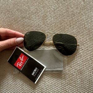 Ray-Ban Classic Gold Aviators with Dark Lenses